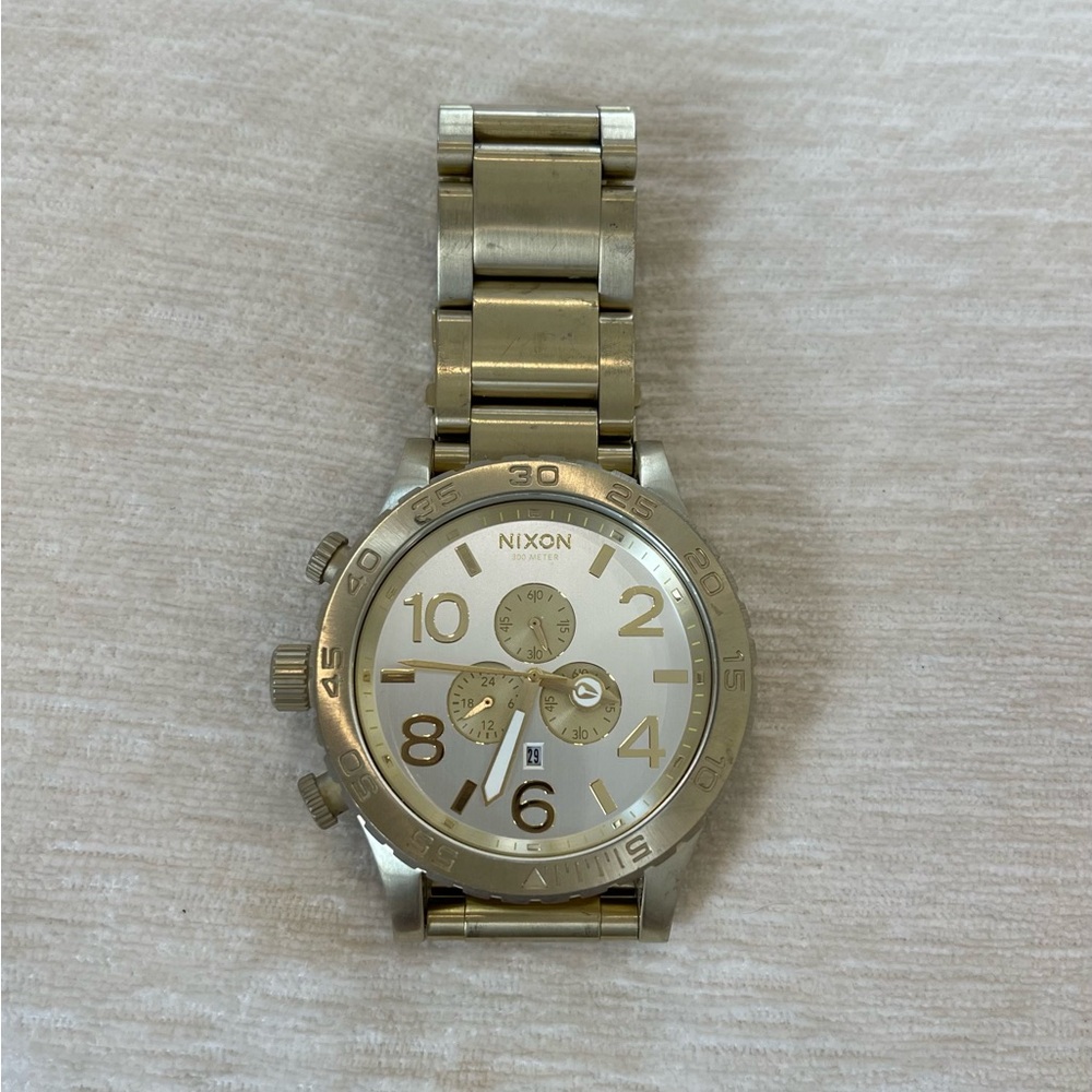 Nixon Watch Silver Champagne Gold A0831219 51-30 CHRONO A083-1219 men 51 MM